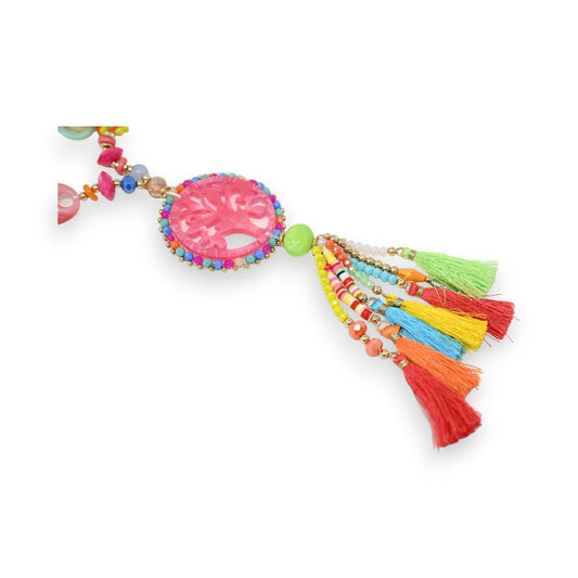 Bunte Boho-Halskette mit rosa Lebensbaum-Anhänger, bunten Perlen und farbenfrohen Quasten