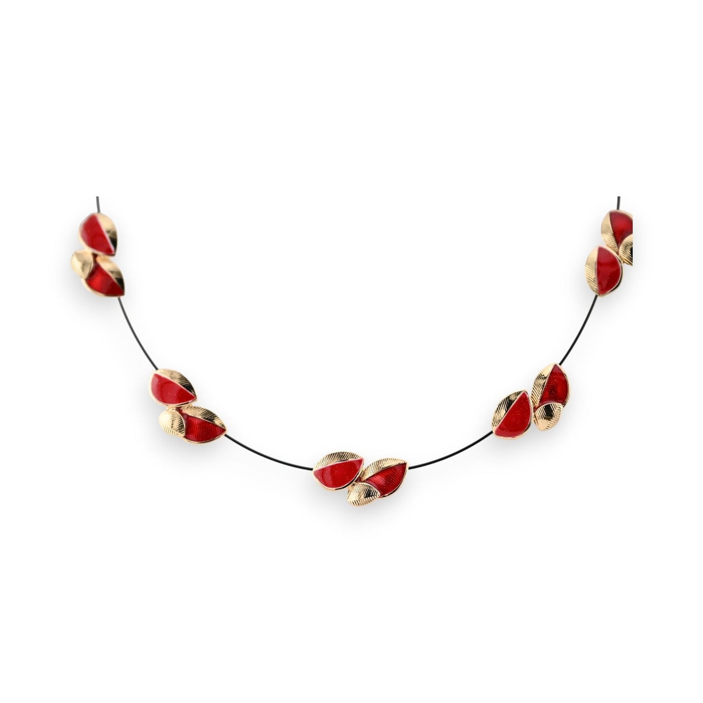 Elegante Halskette mit goldenen und roten Blattanhängern, fünf symmetrisch angeordnete Blattpaare auf schwarzem Faden