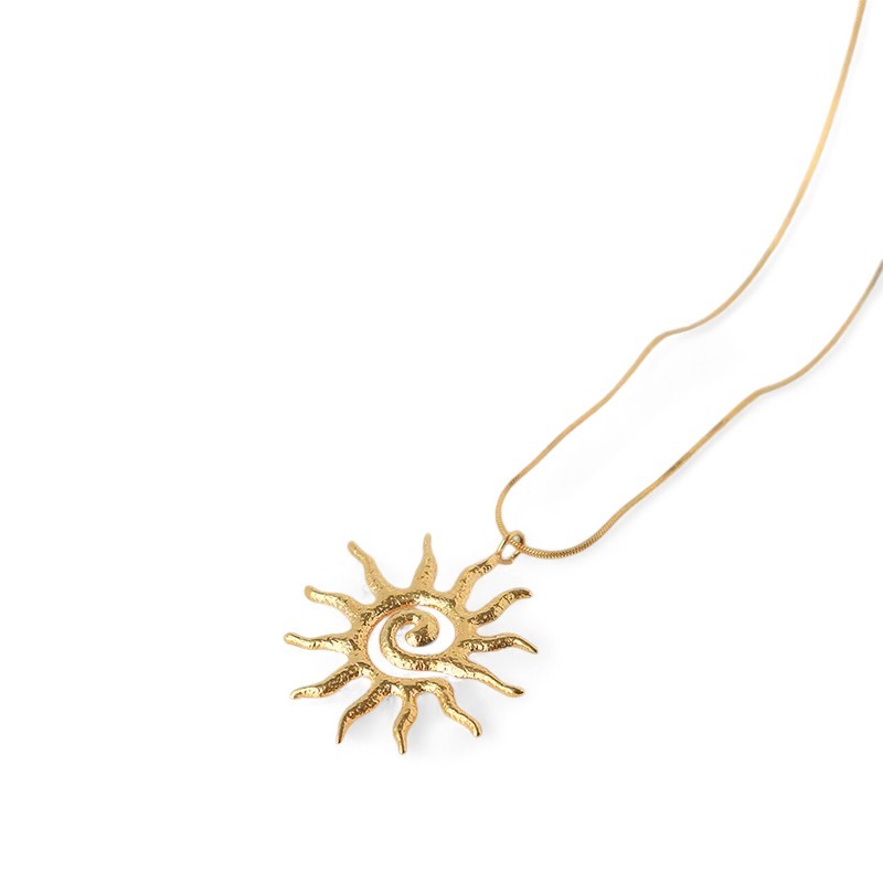 Vergoldete Halskette mit Sonnen-Anhänger, goldenes Medaillon in Sonnenform an feiner Stahlkette, Modeschmuck