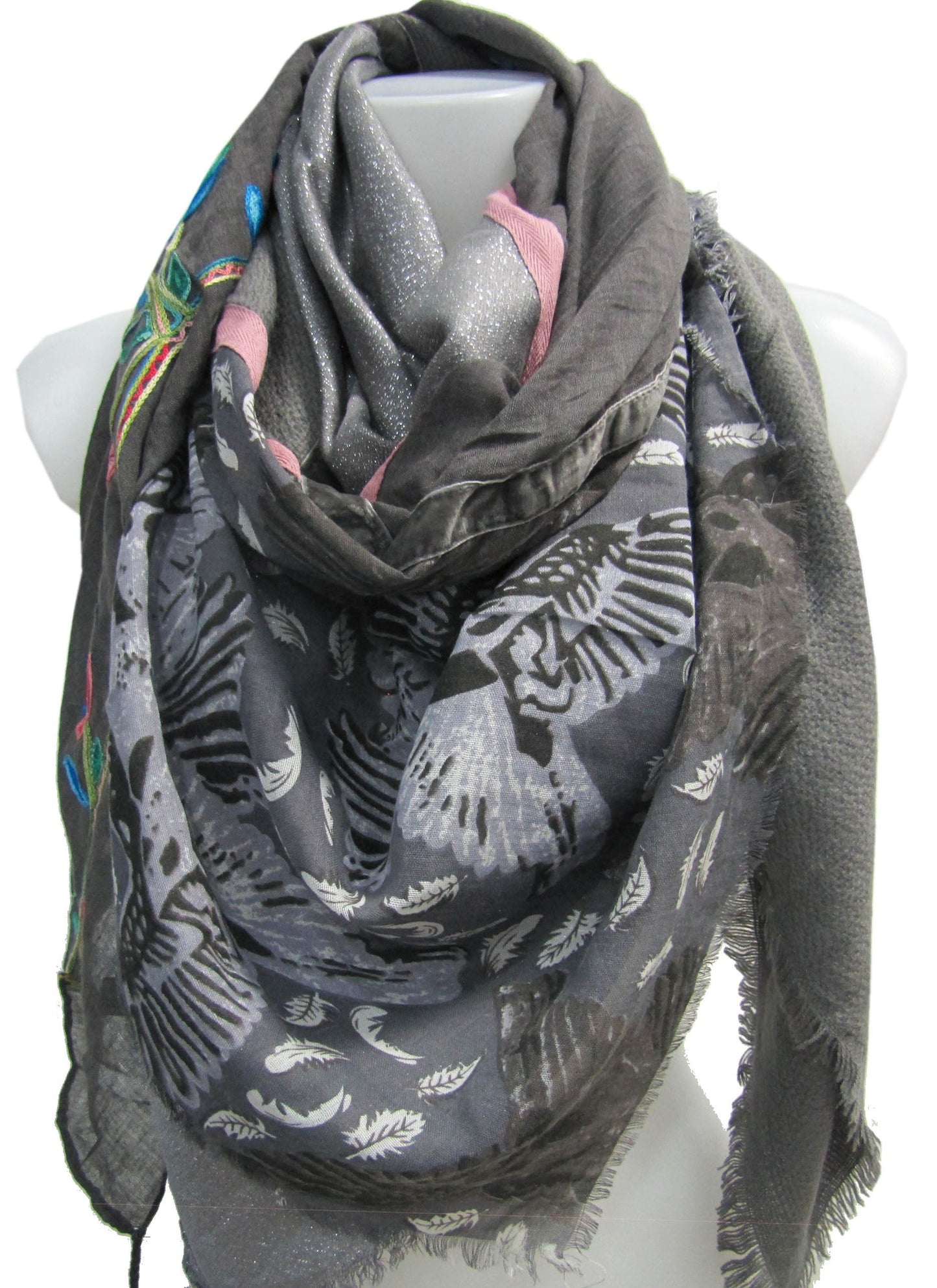 Quadratischer Patchwork-Schal mit mehreren Seiten in Grau