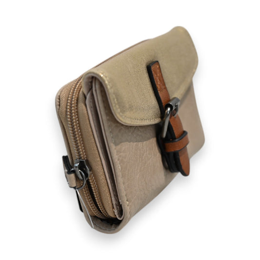 Kompakte Geldbörse in Taupe und Gold mit Reißverschluss und Schnallenverschluss, seitliche Ansicht auf weißem Hintergrund