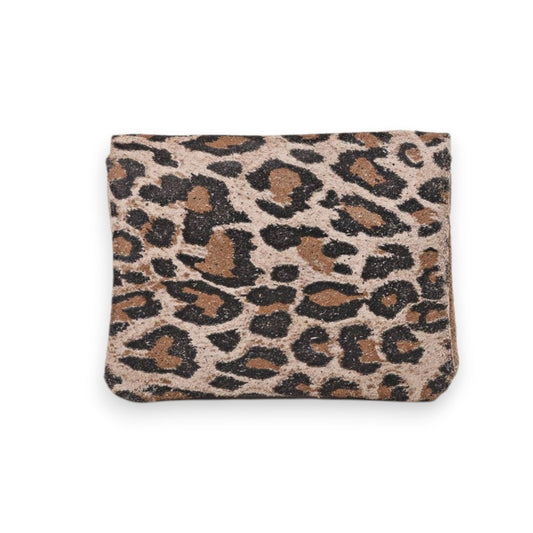 Geldbörse mit Leopardenmuster in Beige, Braun und Schwarz, Wildleder-Optik, quadratische Form, kompaktes Design