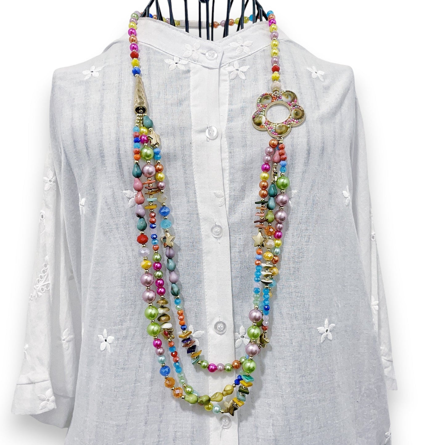 Mehrreihige Boho-Halskette mit Regenbogen-Perlen