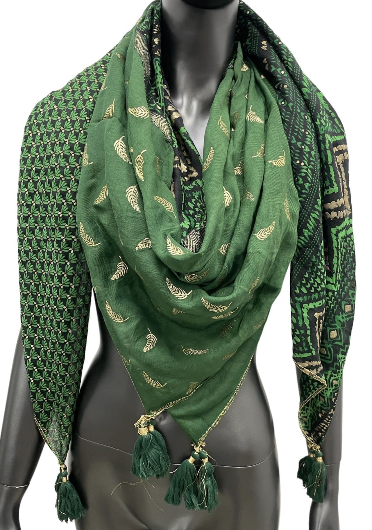 4-seitiges Patchwork-Tuch in grünen Nuancen