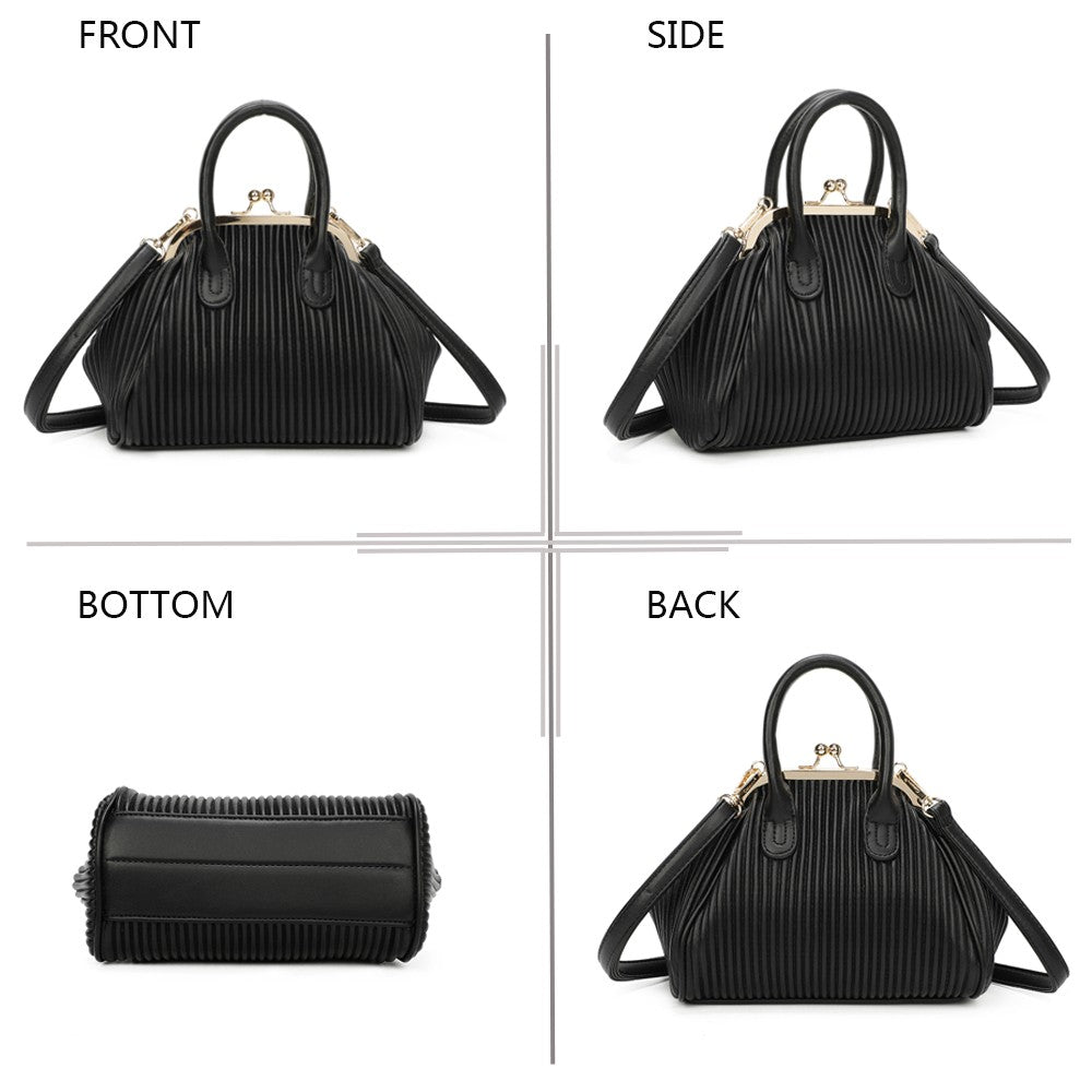 Schwarze strukturierte Handtasche mit Goldverschluss, Vorder-, Seiten-, Rück- und Bodenansicht, elegantes Design