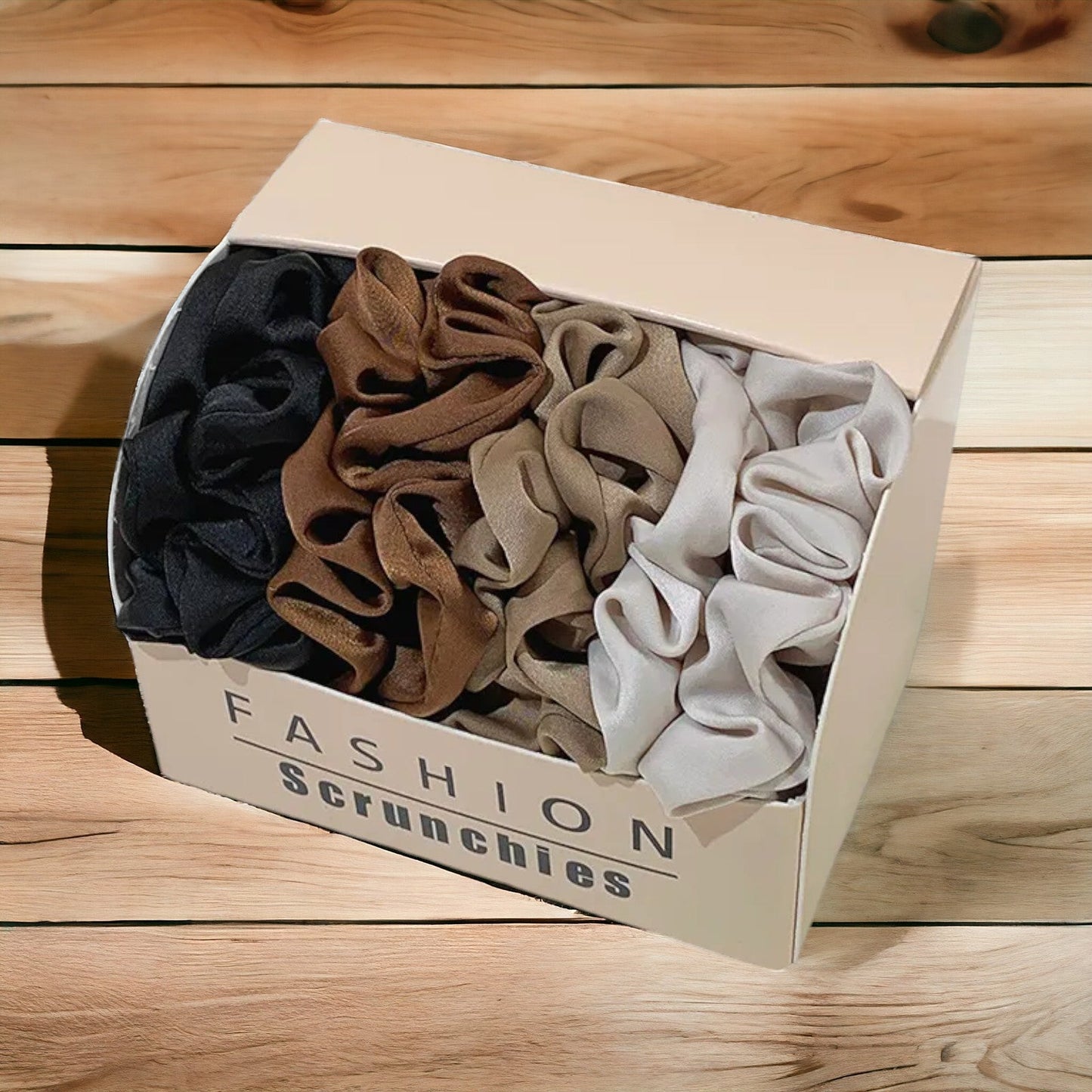 Schachtel mit 8 einfarbigen Haargummis