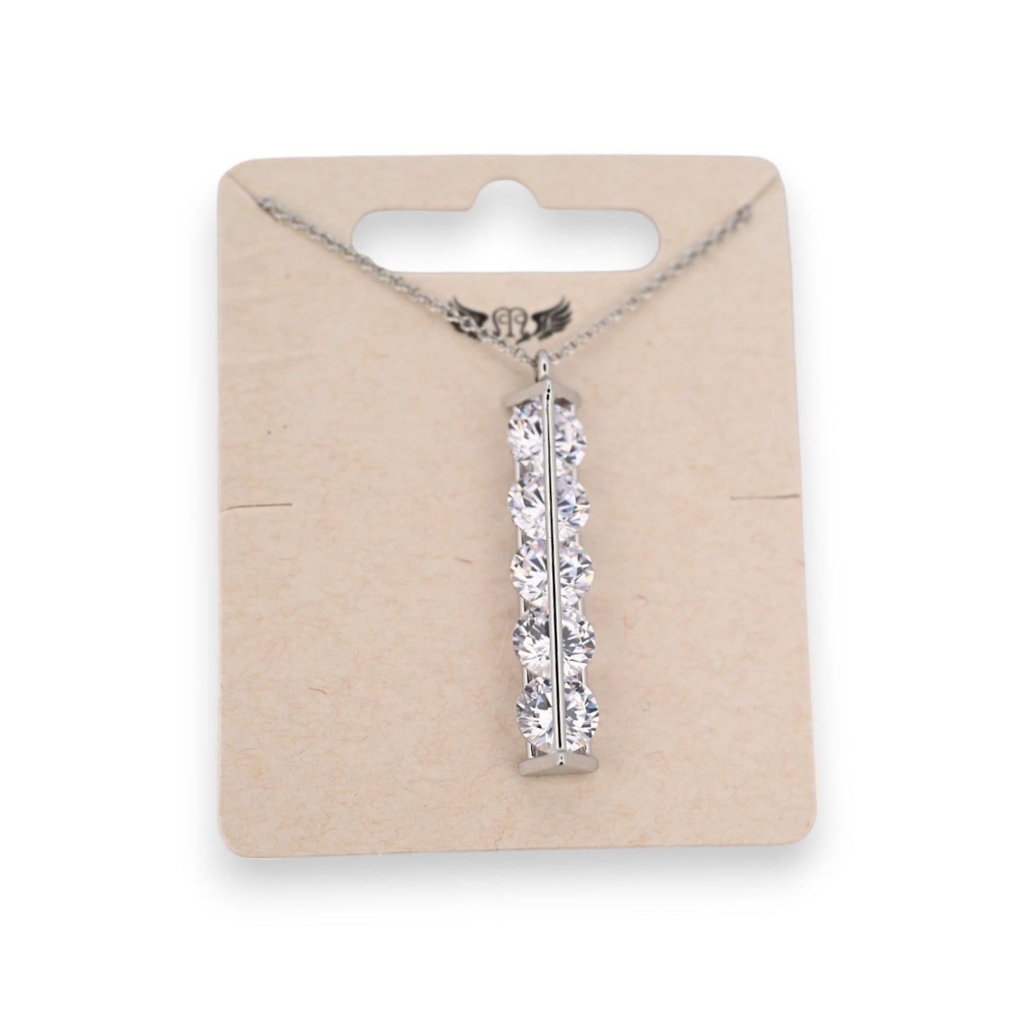 Halskette silberner Stahlrohr mit funkelnden weißen Steinen