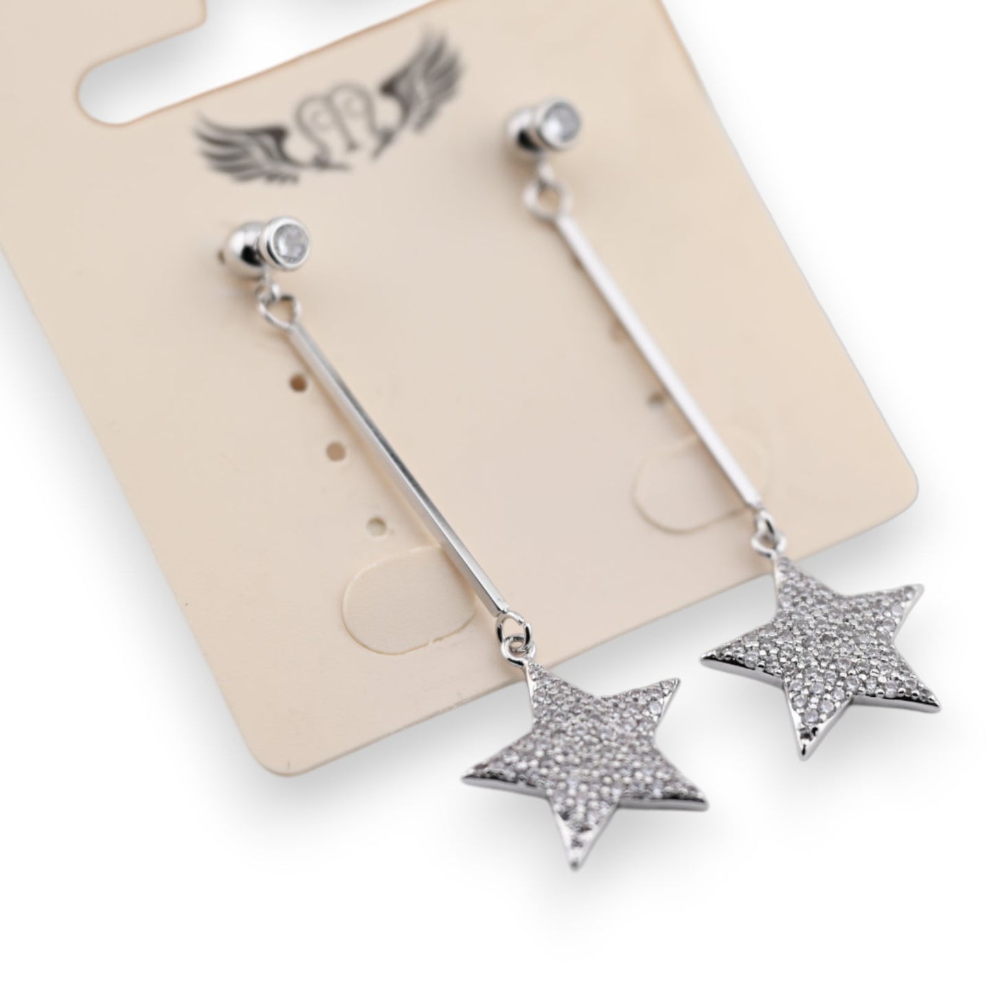 Hängende silberne Ohrringe mit glitzernden Sternen