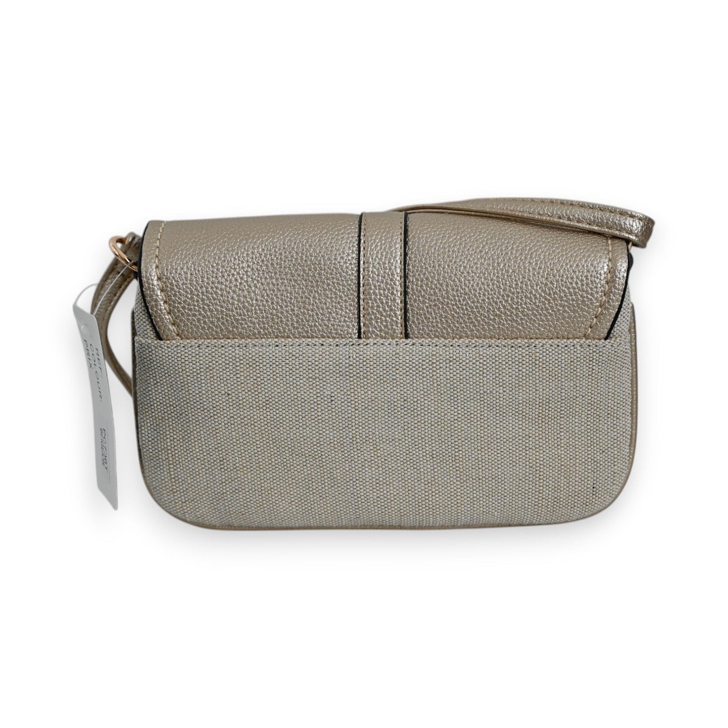 Elegante Umhängetasche aus beigem Leinen und goldenem Kunstleder, kompakte Form mit Überschlagklappe und Markenanhänger