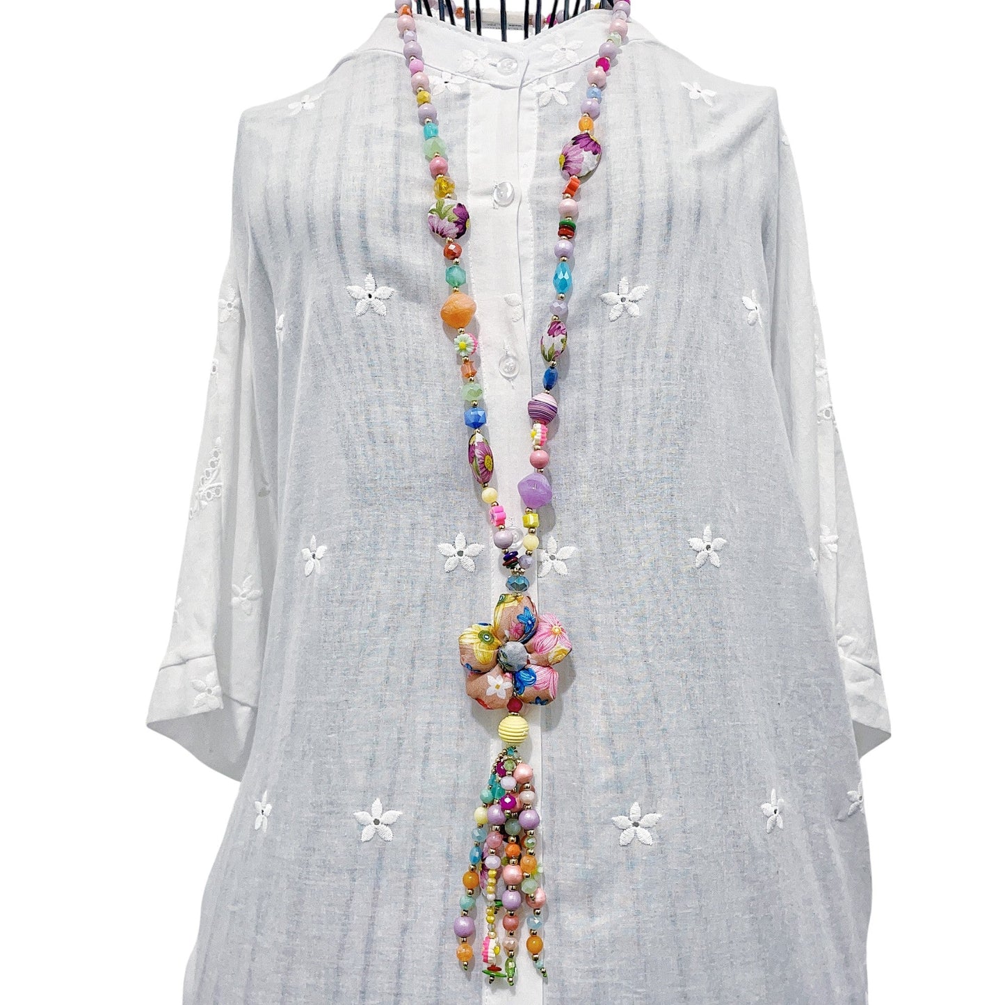 Bohemian Halskette mit Blumen-Patchwork und bunten Perlen