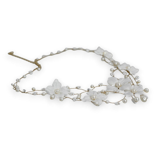 Weiße Blumen-Halskette für Hochzeiten mit Perlen und Stoffblumen