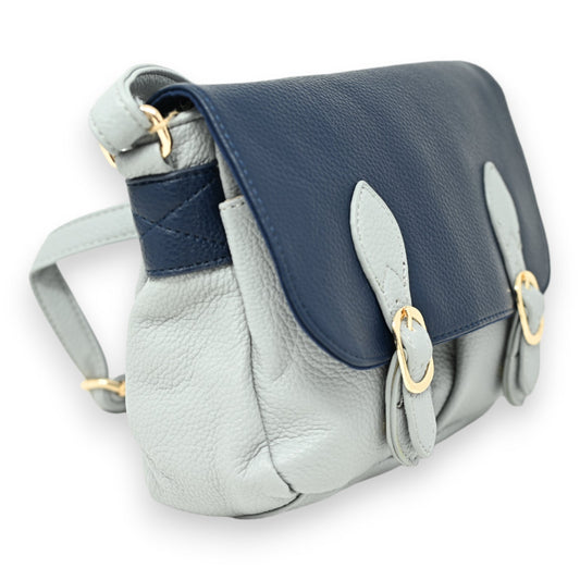 Zweifarbige Leder-Umhängetasche in Hellblau und Marineblau mit Goldverschlüssen, elegantes Design für Damen
