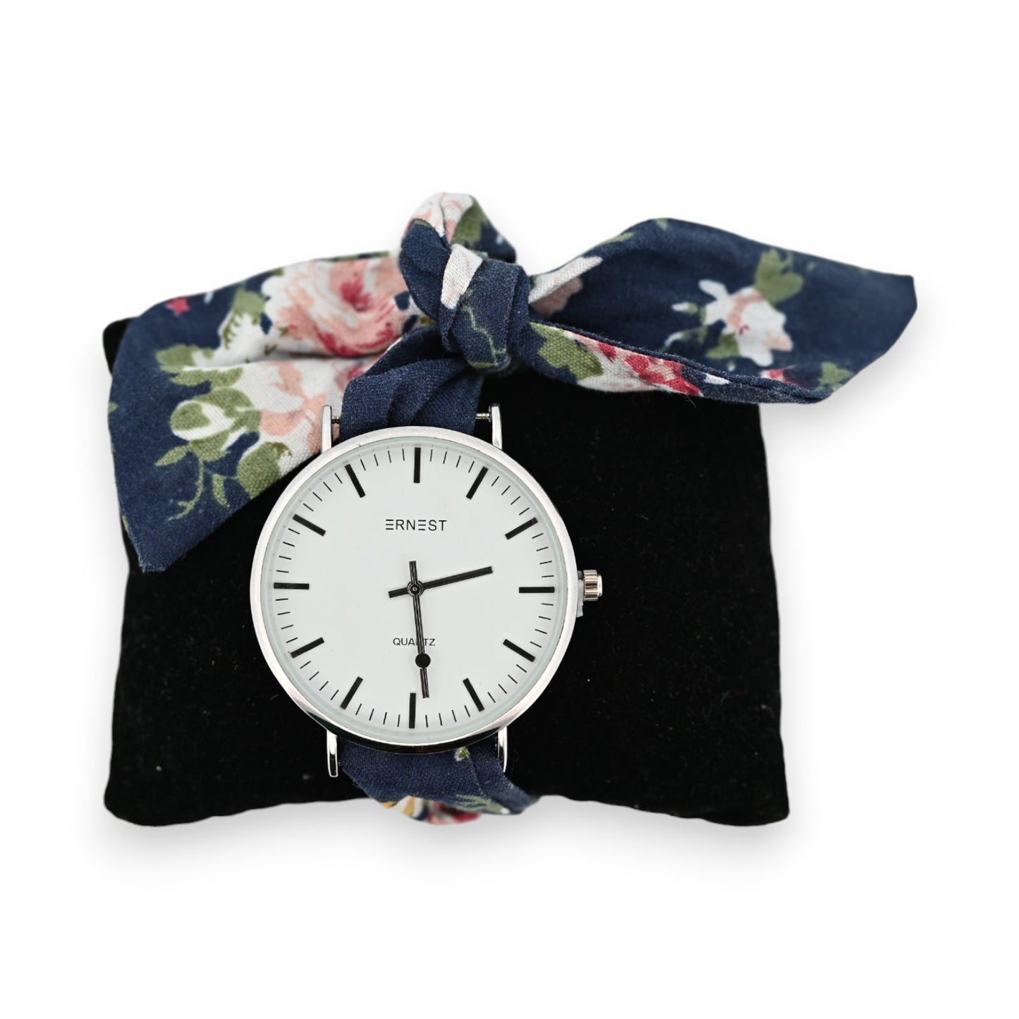Armbanduhr mit blauem Marineblumenstoff