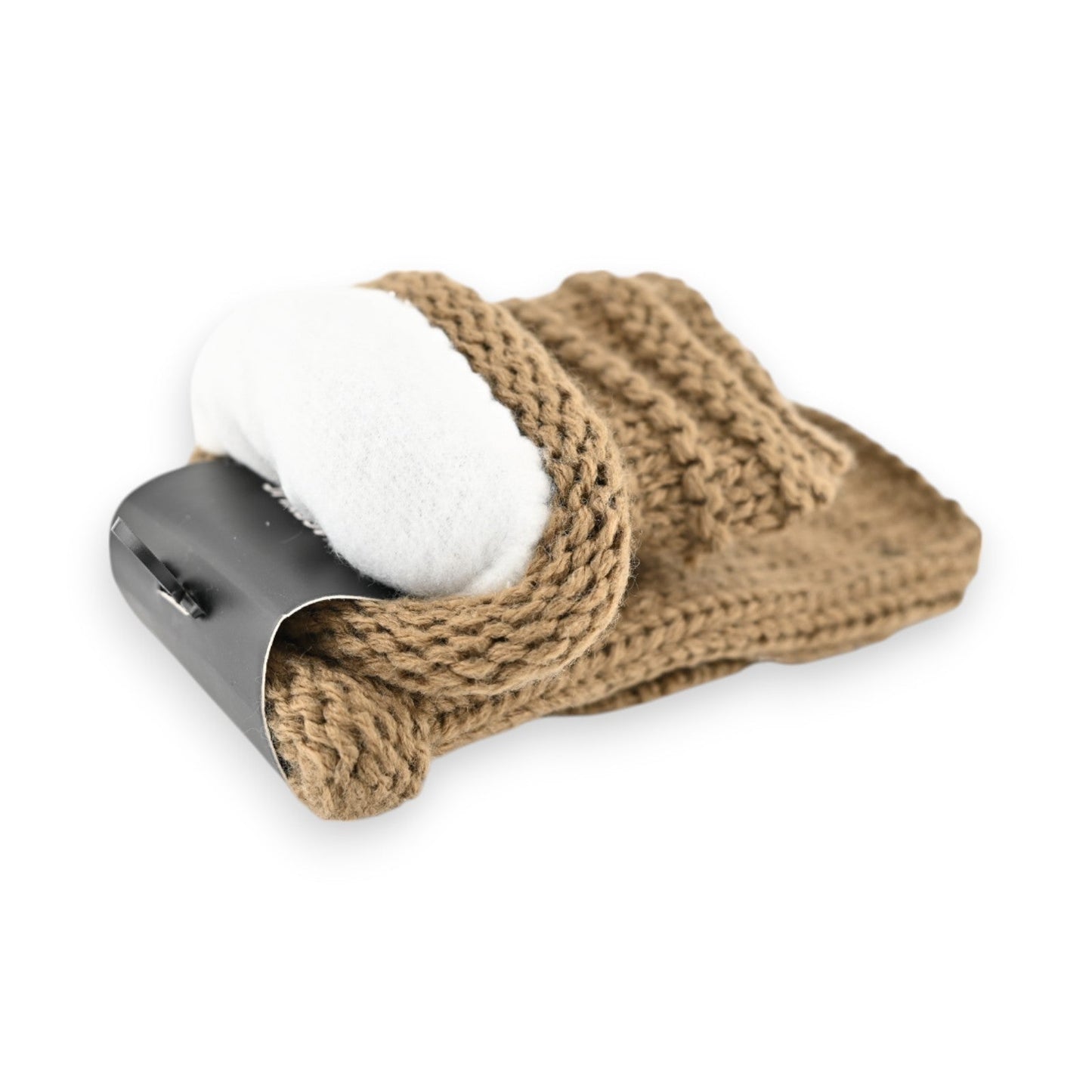 Gestrickter beiger Handschuh mit weißem Futter und schwarzem Etikett, ideal für kalte Tage und warme Hände