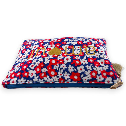Blumige Kosmetiktasche aus Baumwolle in Blau, Rot und Weiß mit goldener 'MODE'-Aufschrift und Reißverschluss
