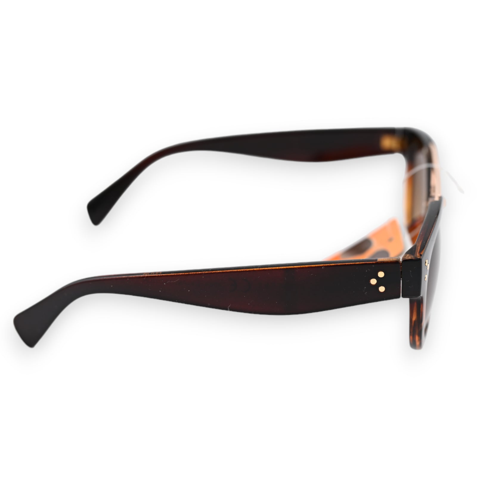 Stilvolle Sonnenbrille mit braunem, durchscheinendem Rahmen und getönten Gläsern, seitliche Ansicht