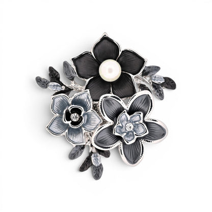 Magnetische Blumen-Brosche als Strauß in Schwarz und Grau mit Perlmutt-Perle