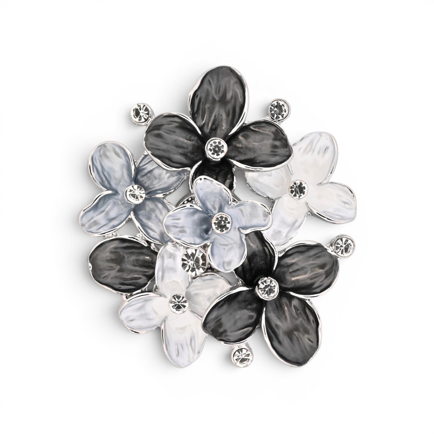 Magnetische Blumen-Brosche mit emaillierten Blüten in Schwarz, Weiß, Grau und Strass, 6 cm