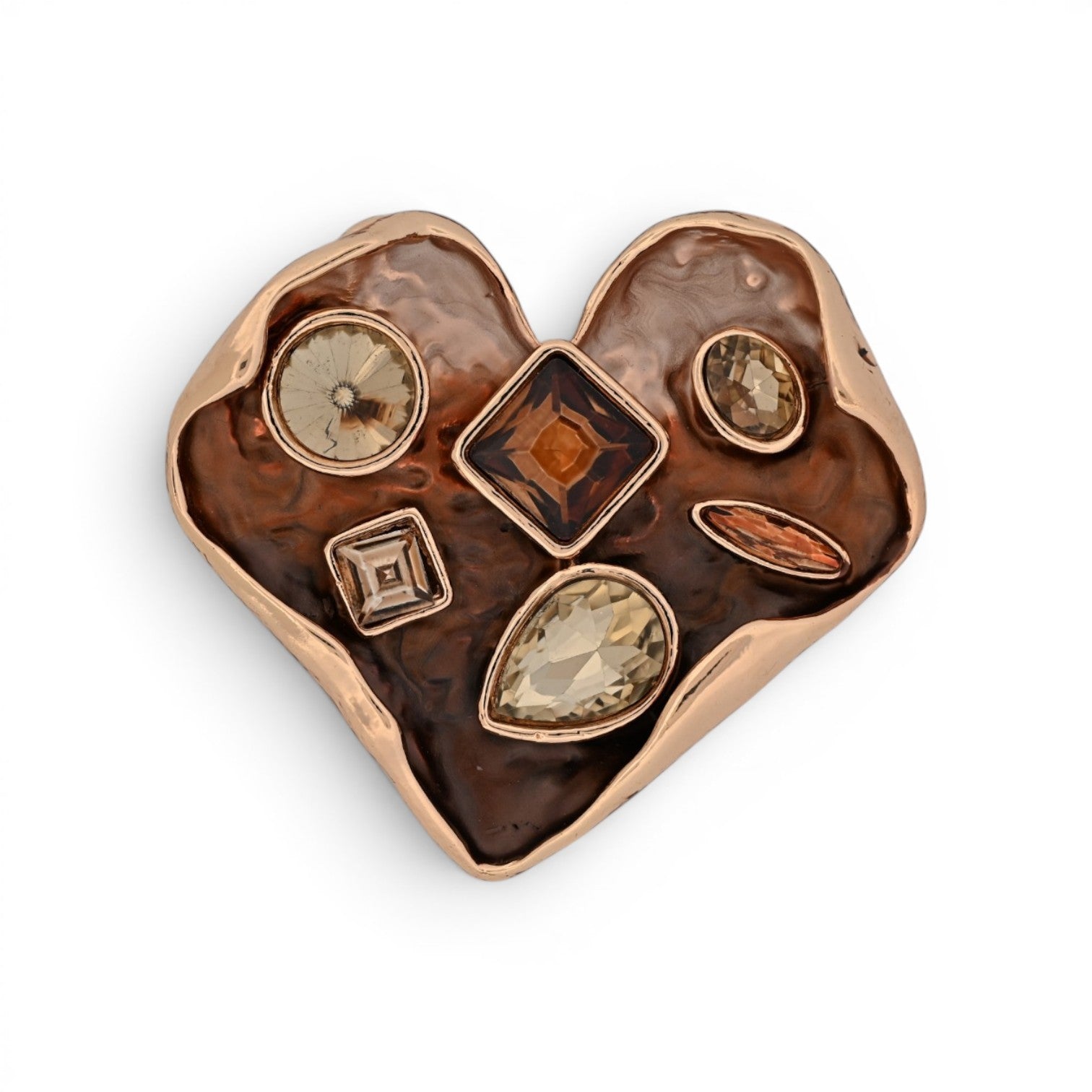 Magnetische Herz-Brosche in Bernstein und Gold mit gehämmertem Relief, 5,5 cm