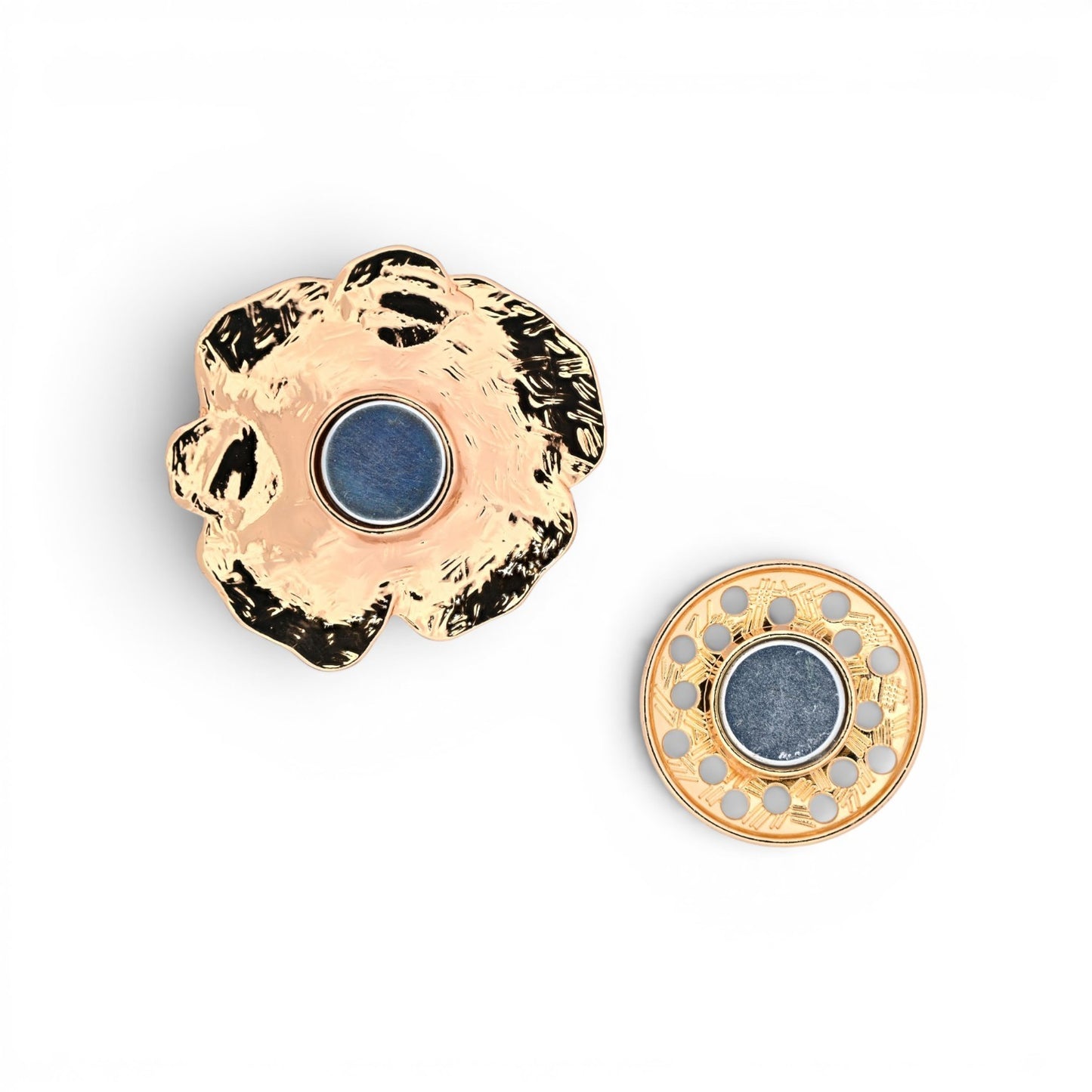 Magnetische Blumen-Brosche als Blüte in Pastelltönen mit goldenem Zentrum und Strass, 5 cm