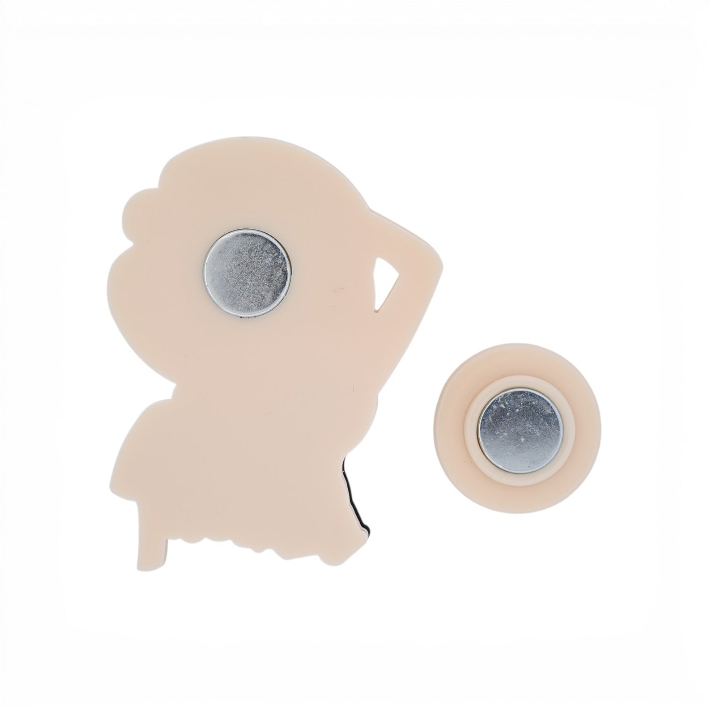 Magnetische Brosche als Frauenportrait aus Resin mit grauer Glitzer-Cap und großer runder Brille, 7 cm