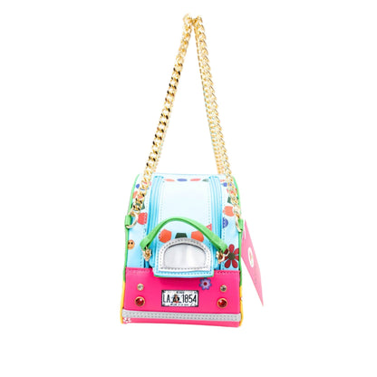 Bunte Auto-Handtasche mit goldfarbener Kette, Blumenmuster, Emojis und Nummernschild, mehrfarbiges Design