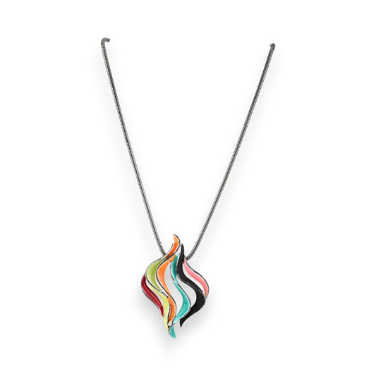 Elegante Halskette mit mehrfarbigem, flammenförmigem Anhänger aus Emaille auf silberner Kette, modernes Design