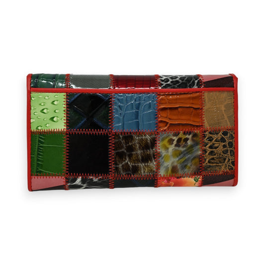 Bunte Leder-Patchwork-Geldbörse mit rotem Rand, verschiedenen Texturen und Mustern, vielfarbige Quadrate