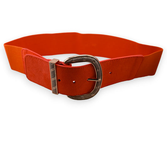 Elastischer Damengürtel mit goldenem Gürtelschnallen in orange