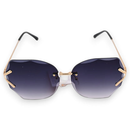 Elegante Sonnenbrille mit großen schwarzen getönten Gläsern, goldenem Rahmen und geschwungenen Bügeln