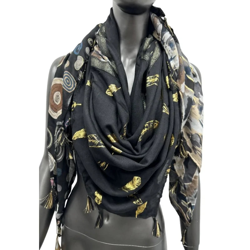 Quadratisches Patchwork-Tuch mit geometrischer Form