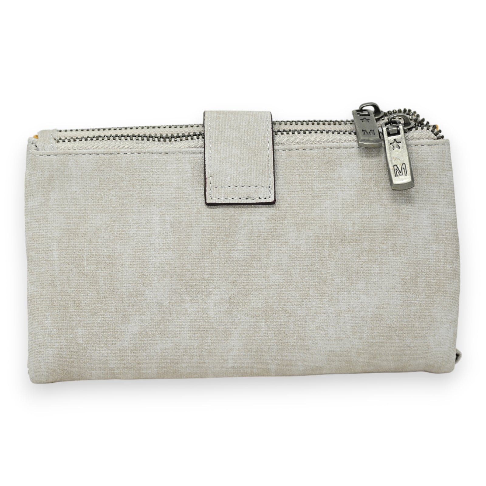 Hellgraue Geldbörse mit Reißverschluss und Schnalle, Markenanhänger mit M-Symbol, elegantes Design für Damen