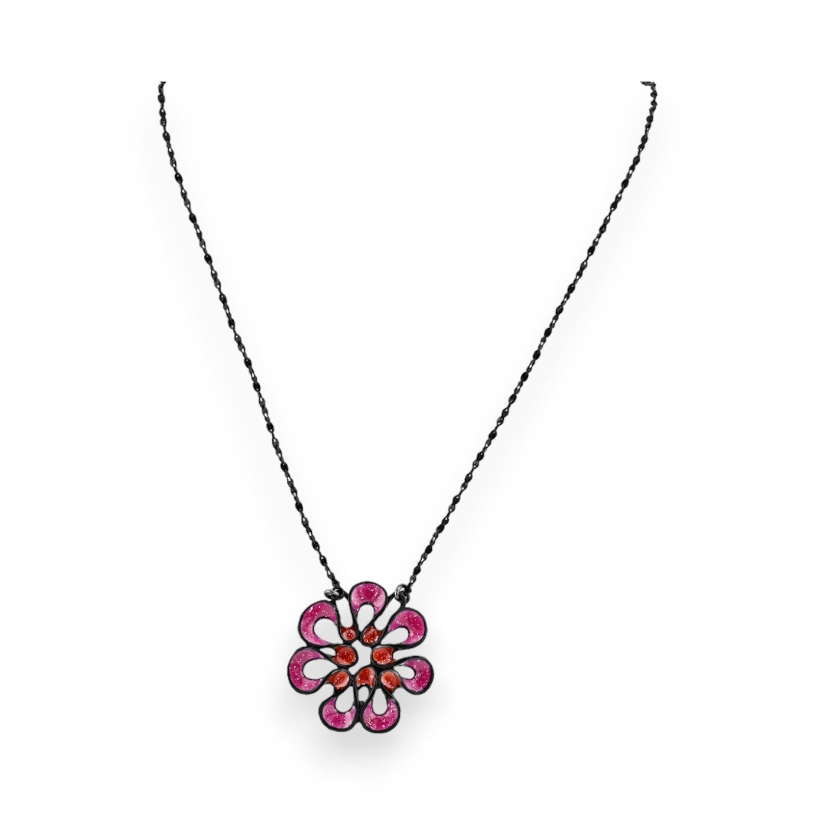 Filigrane Halskette mit pinkfarbener Blütenanhänger, schwarze Kette, Blume mit glitzernden Steinchen