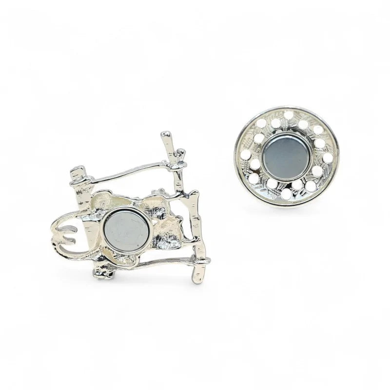 Rückseite Magnetische Brosche Duo Katzen Schaukel