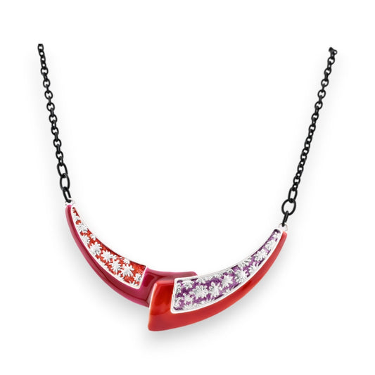 Rote geschwungene Halskette mit Blumenmuster, japanisches Design, Granatrot und Lila, an schwarzer Kette