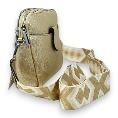 Kompakte goldene Umhängetasche aus Leder mit geometrischem Muster-Schulterriemen und Reißverschluss, Detailansicht