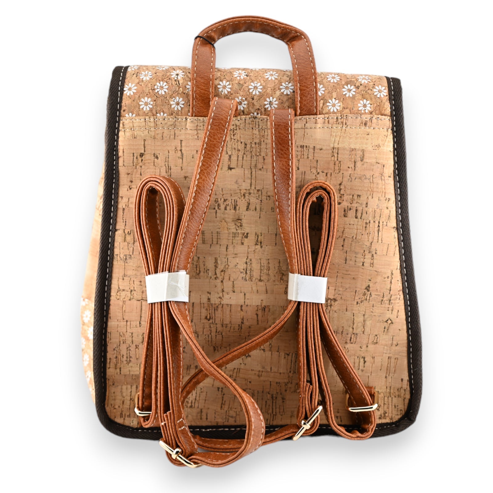 Nachhaltiger Kork-Rucksack mit Blumenmuster, braunen Lederriemen und Korkstoff-Hauptteil, umweltfreundliches Design