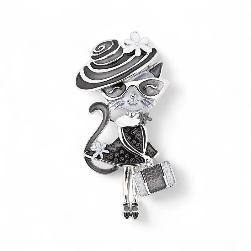 Magnetische Brosche Pariser Kätzchen schwarzer weißer gestreifter Spiralhut - eleganter monochromer Katzenschmuck