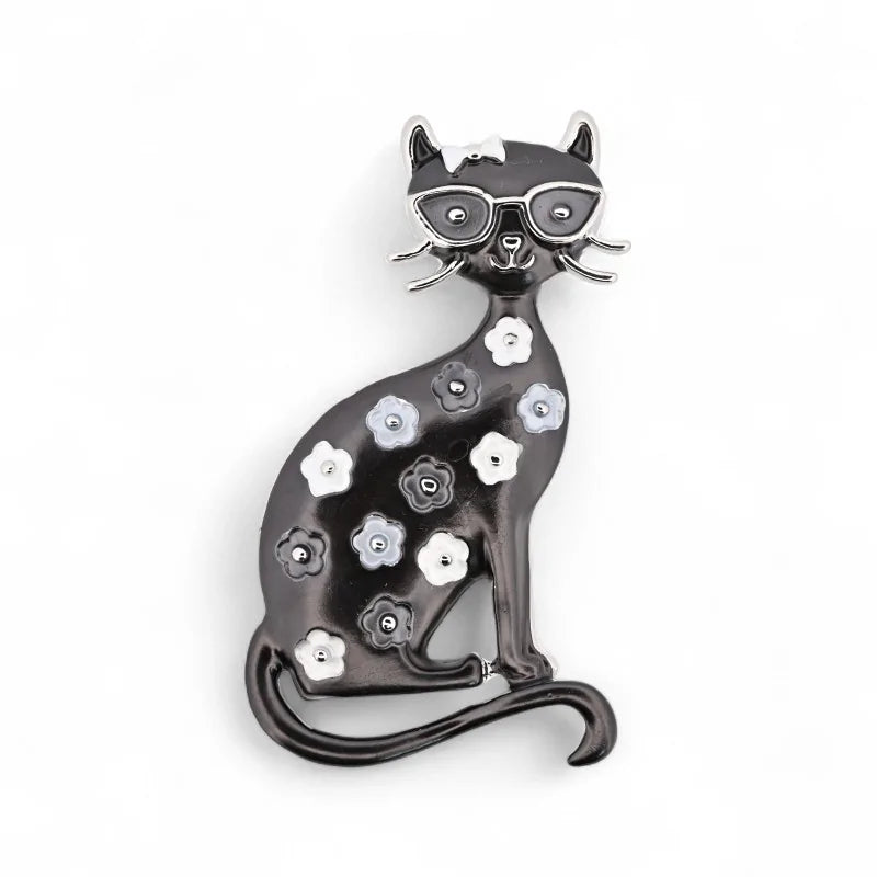 Magnetische Brosche schwarze Katze Brille weiße graue Blumen Schleife - eleganter monochromer Katzenschmuck