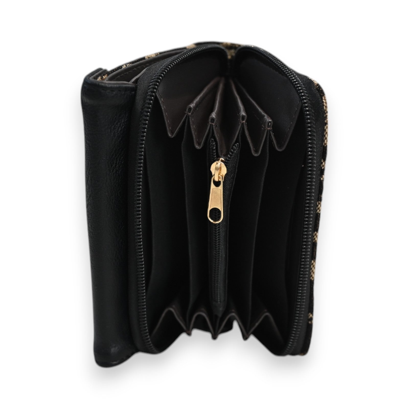 Schwarze Kompakt-Geldbörse mit Leopardenmuster, geöffnet, zeigt Reißverschluss und mehrere Fächer für Karten und Münzen