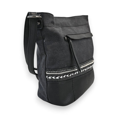 Schwarze Umhängetasche Melanie Paris Bohème aus Stoff und Leder mit dekorativem Zierband und Reißverschluss