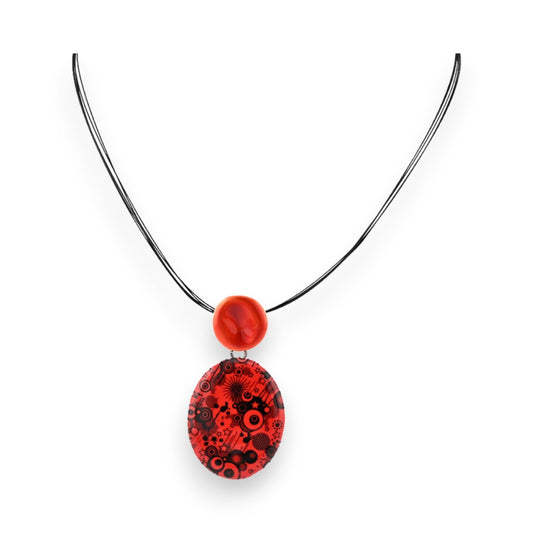 Halskette mit rotem Ikita-Medaillon, geometrische Muster, schwarze Kette, moderner Schmuck, Statement-Anhänger