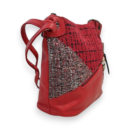 Rote Patchwork-Umhängetasche mit glitzernden Einsätzen und Ledergriffen, stilvolle Damenhandtasche von Mélanie Paris
