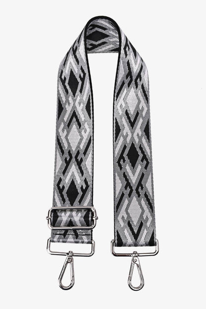 Geometrisch gemusterter Schulterriemen in Schwarz und Grau mit Metallkarabinern, ideal für Taschen und Handtaschen