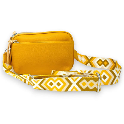 Quadratische Umhängetasche mit mehreren Taschen in Senfgelb