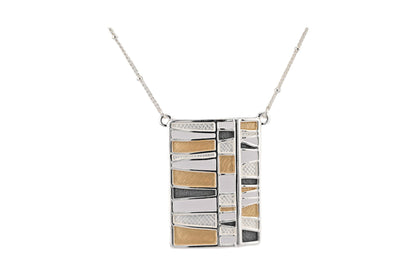 Modische Silber-Halskette mit geometrischem Medaillon von Ikita