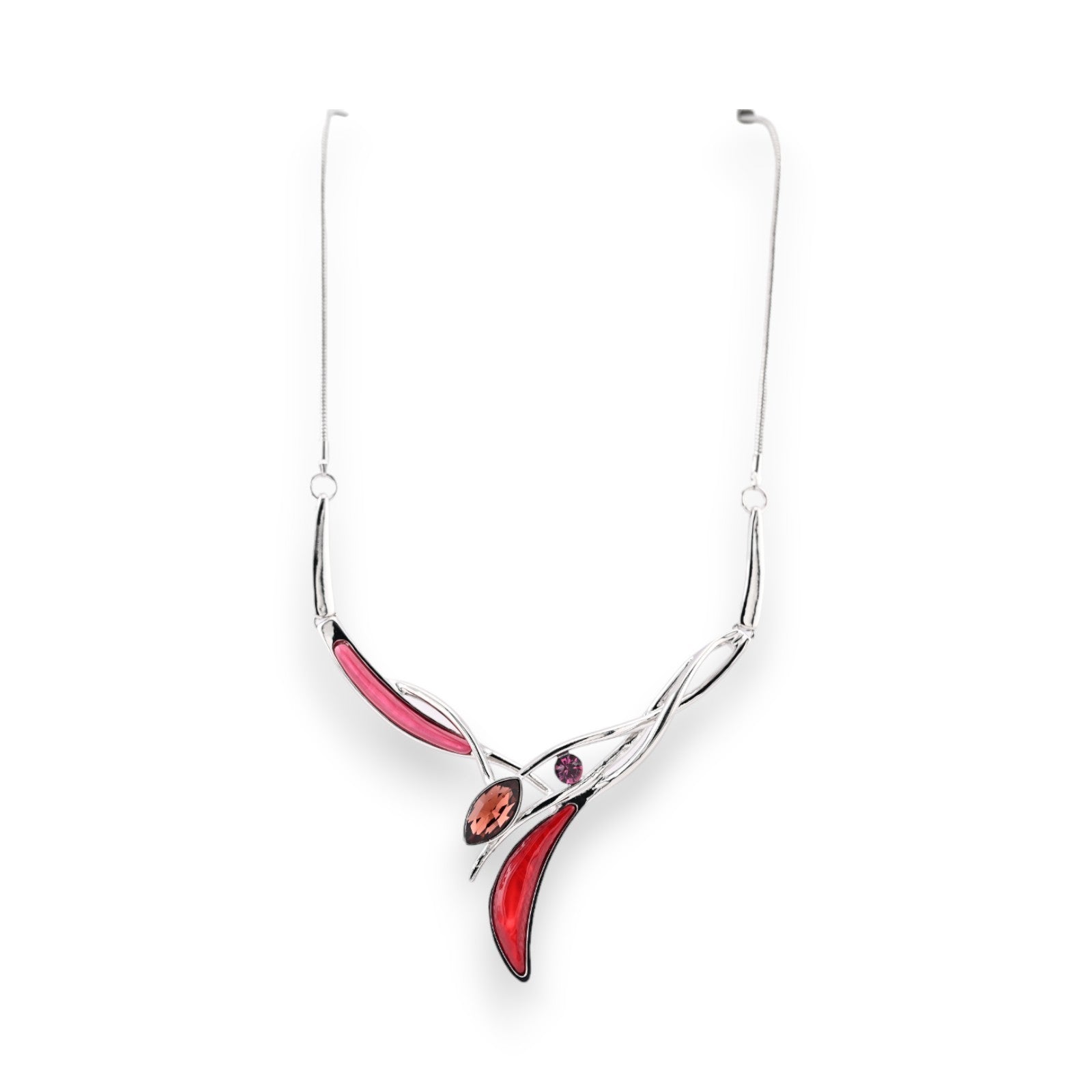 Elegante silberne Halskette mit geschwungenen Formen, rosa und roten Emaille-Elementen und einem kleinen Kristallstein