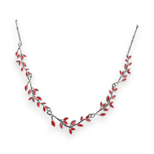 Silberne Halskette mit roten Blättern, elegantes Blattmotiv, filigrane Kette mit Anhängern in Blattform