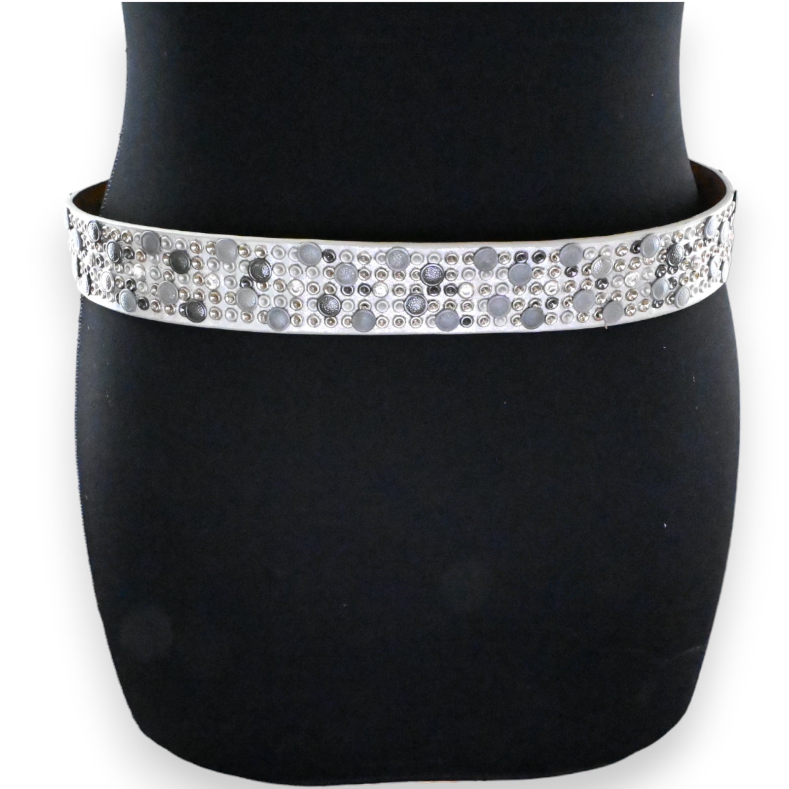 Ceinture cloutée femme argentée