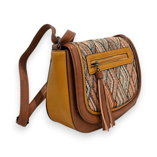 Stilvolle Umhängetasche in Camel mit Webmuster, Lederdetails und Quaste, perfekt für modebewusste Frauen